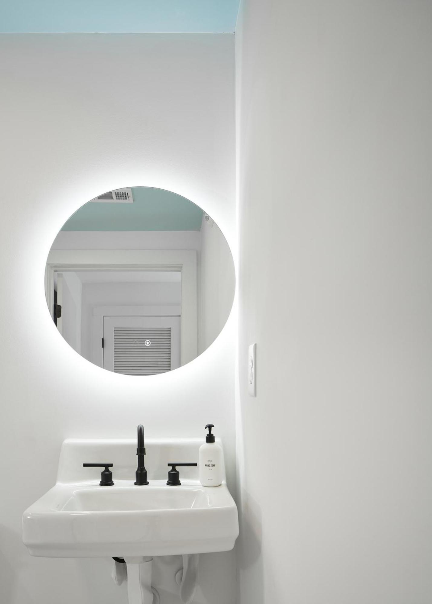 Kasa Revival Apartment